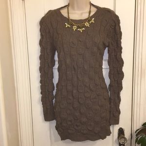 EUC Size M Mocha Brown Sweater Crew neck